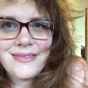 Meet your Posher, Valerie